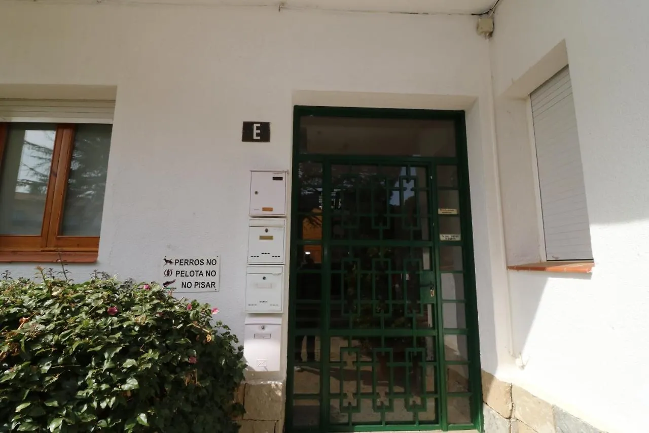 Lisboa 4 - Piso Con Piscina Comunitaria Διαμέρισμα Ρόζες